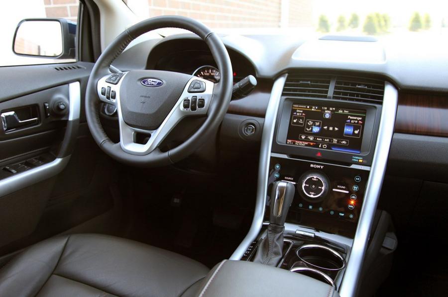  Ford Edge EcoBoost 2012 года  (фото 29 из 49)